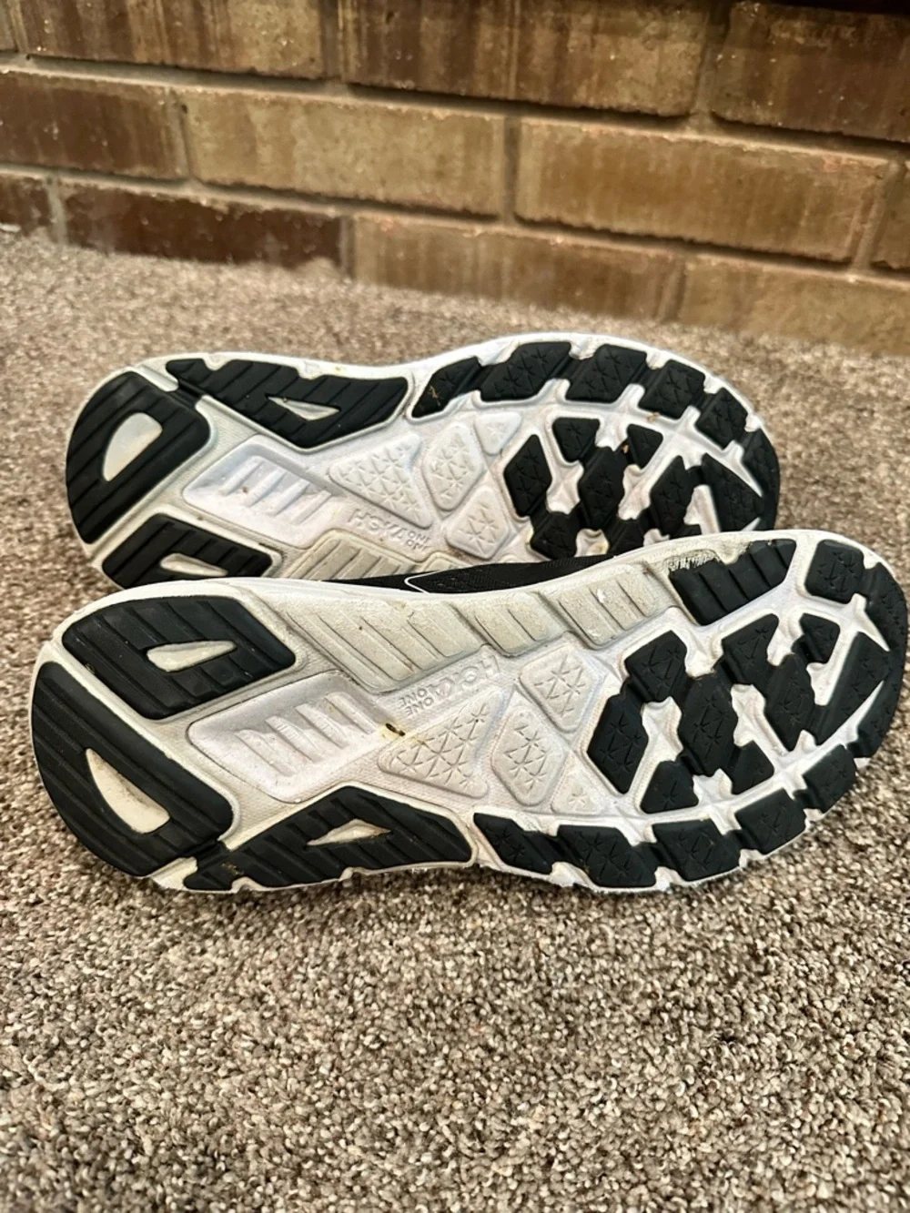 Hoka One One Arahi 5 Women's Running Shoes Black White Size 10 B